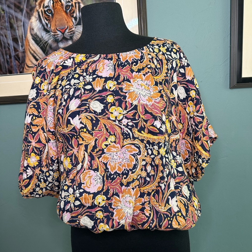 Tahari 100% linen Floral Print Women's Top Size Large